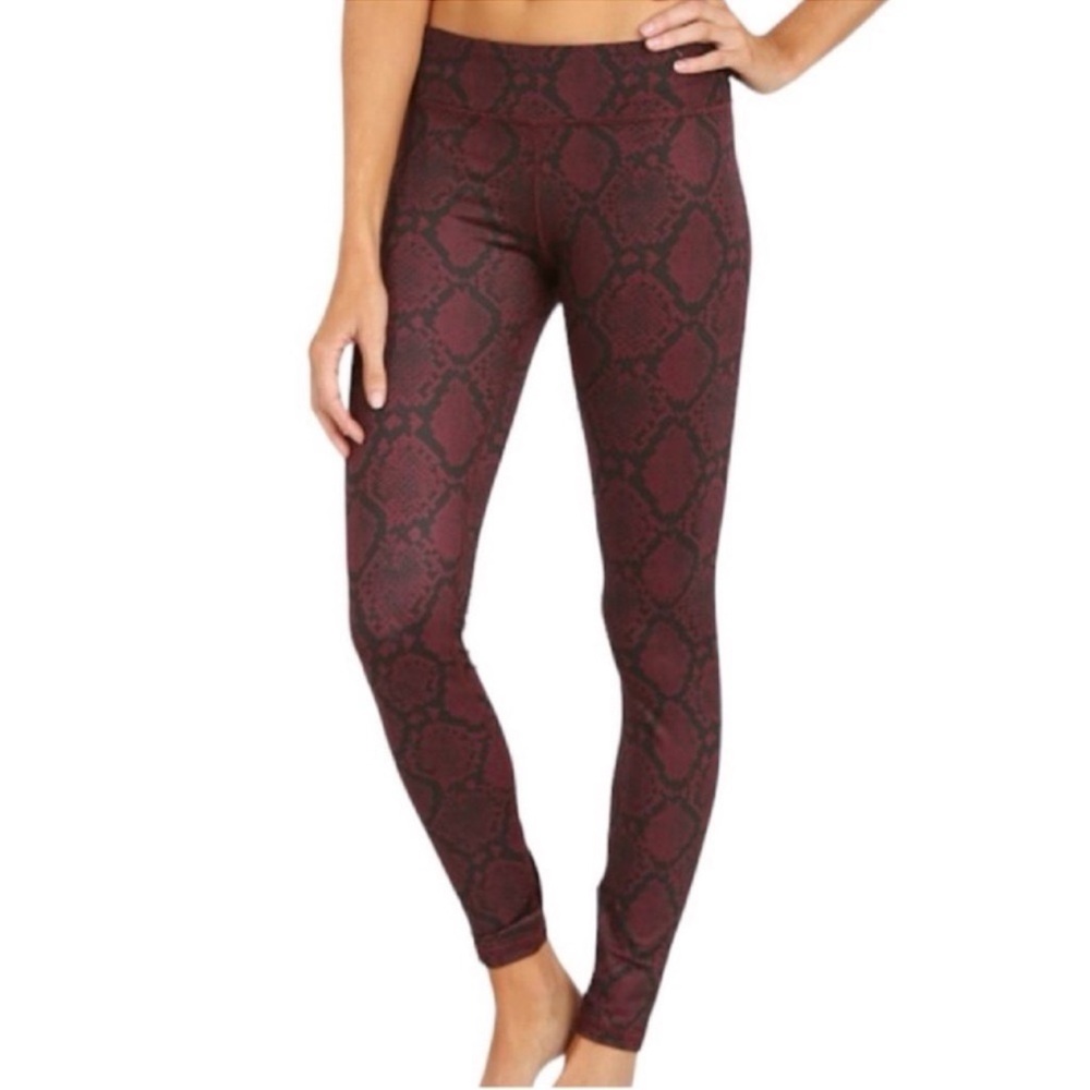 Harvest Escape Legging Snake Print in Berry Red Purple Women’s Size Small